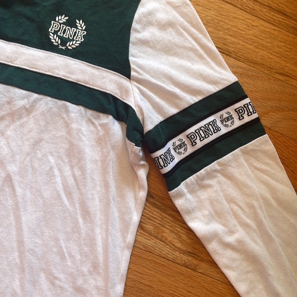 Victoria’s Secret top - Picture 4 of 4